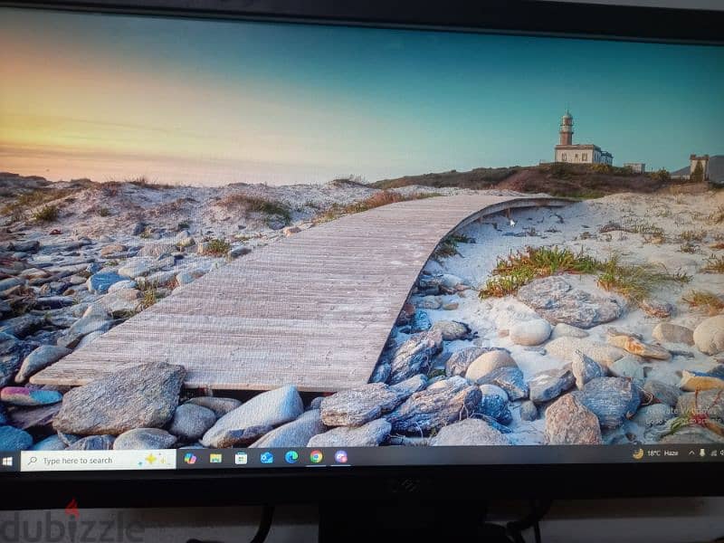 Dell monitor good condition 1