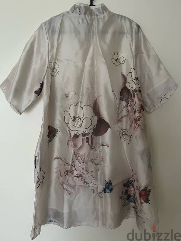 Korean dress never been used 0