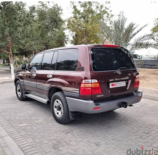 Toyota Land Cruiser 1999 3