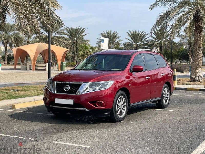 2016 model Nissan Pathfinder 0