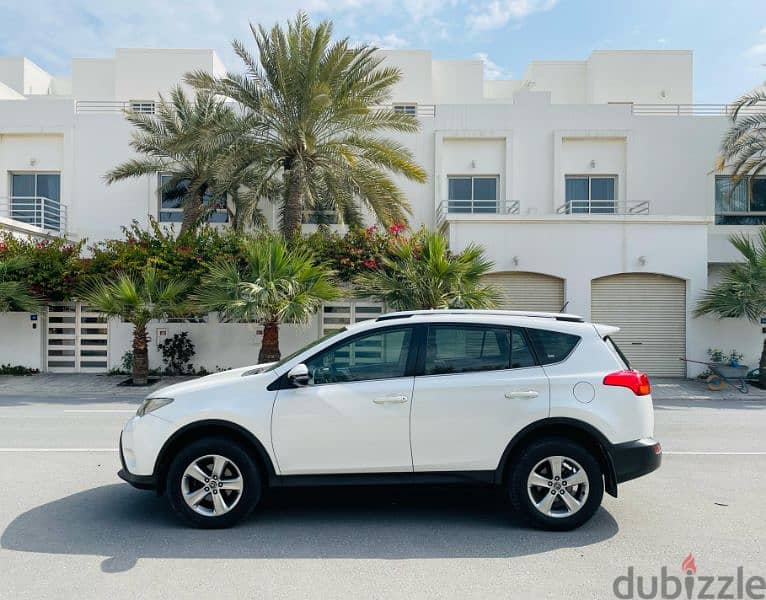 Toyota Rav 4 2015 model for sale. . . 7