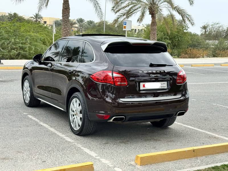 Porsche Cayenne 2014 brown 6