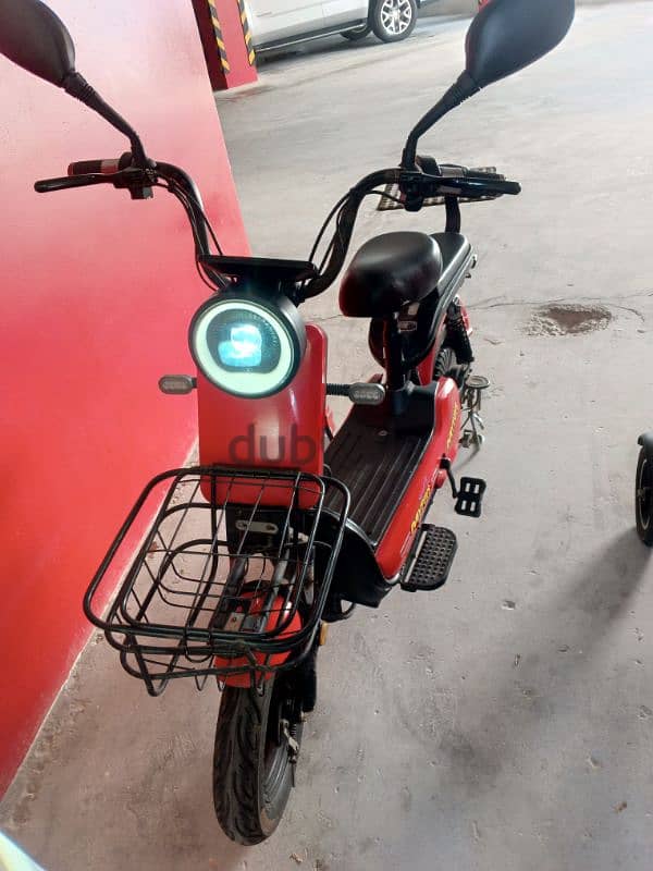 E Bikes E Scooters urgent sale good condition working 10/09 6