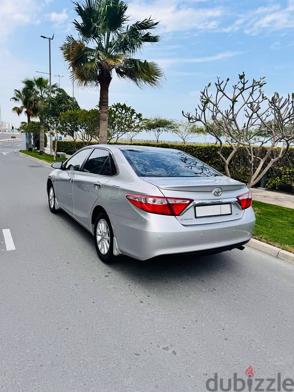 Toyota Camry 2017 5