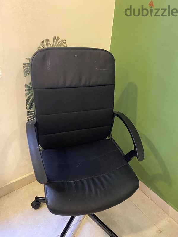 Office chair 1