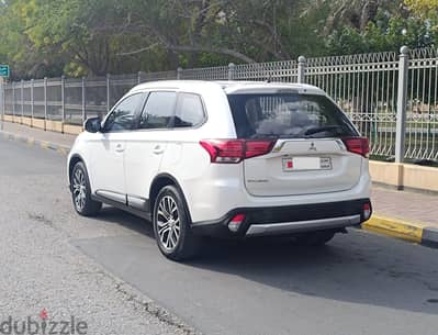 Mitsubishi Outlander 2016 7 SEATER SUV