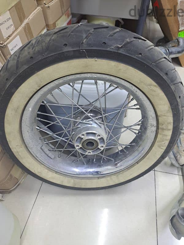 Forsale original wheels &exhaust for Harly Davidson Road King 2011 1