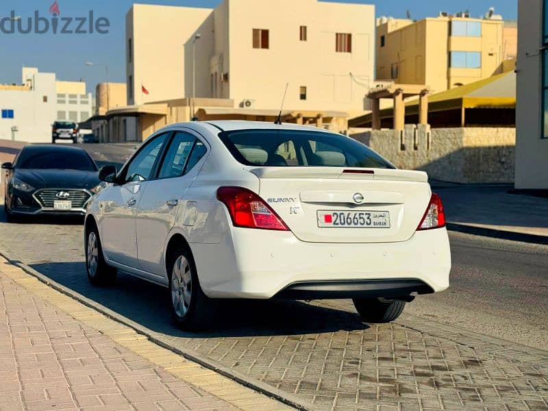 Nissan Sunny 2022 SV 1.5L Agent Maintained With Bank Loan Option 2