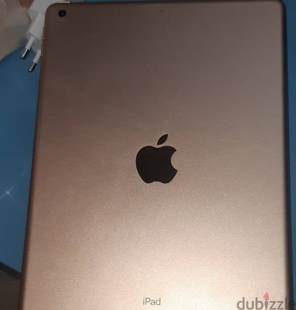 iPad (7th generation) for parts only 1