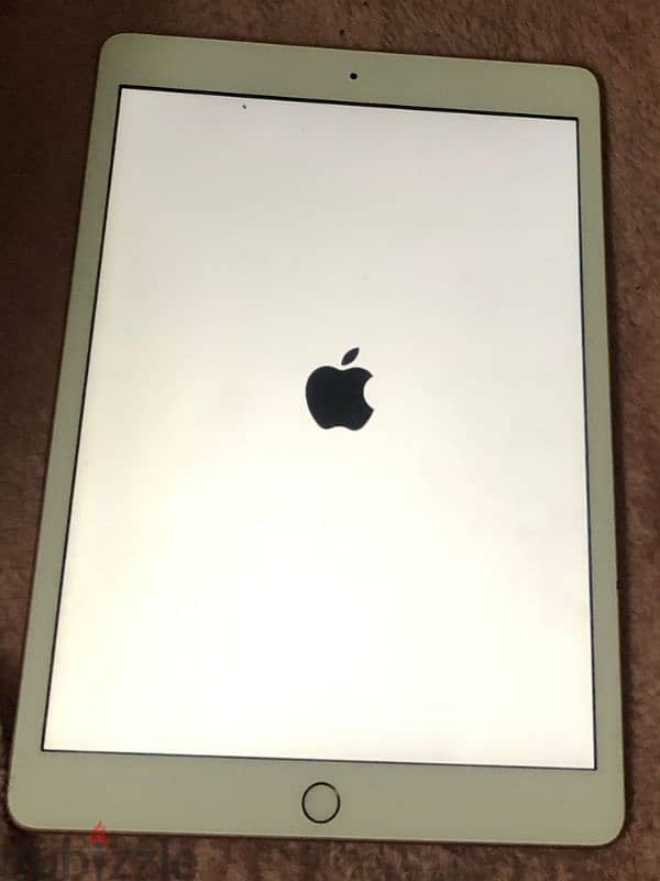 iPad (7th generation) for parts only 2