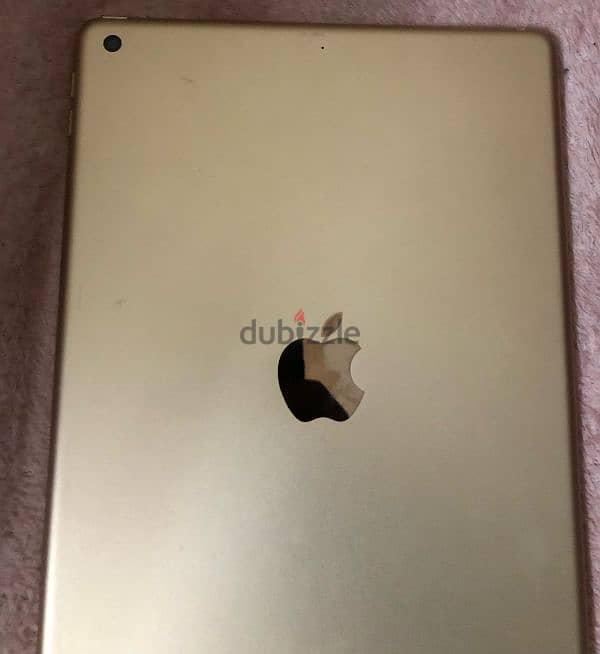 iPad (7th generation) for parts only 3