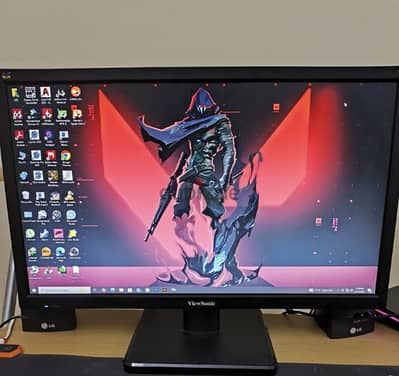 22 inches HDMI monitor