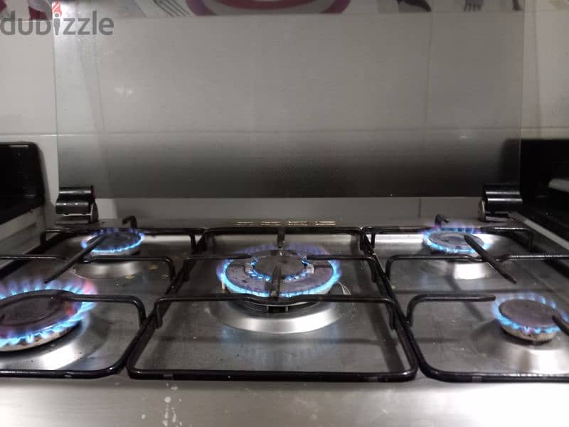 Glem gas oven for sale. . it has a slight leak 0