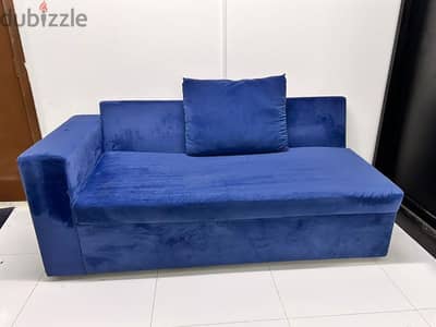 sofa Blue colour