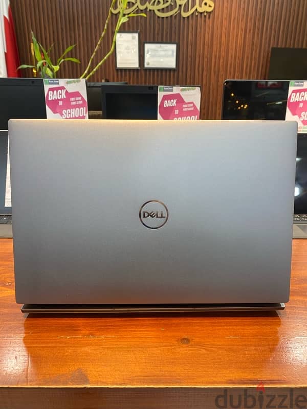 Dell Precision 5570 4