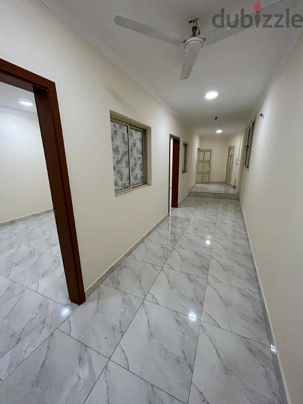 شقه للايجار في المحرق الكازينو شامل 2BHK Flat for rent in muharriq 0