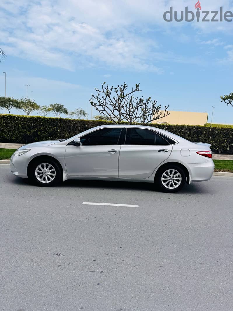 TOYOTA CAMRY GL-2017-2.5L V4 -Silver 19000km FOR SALE 0