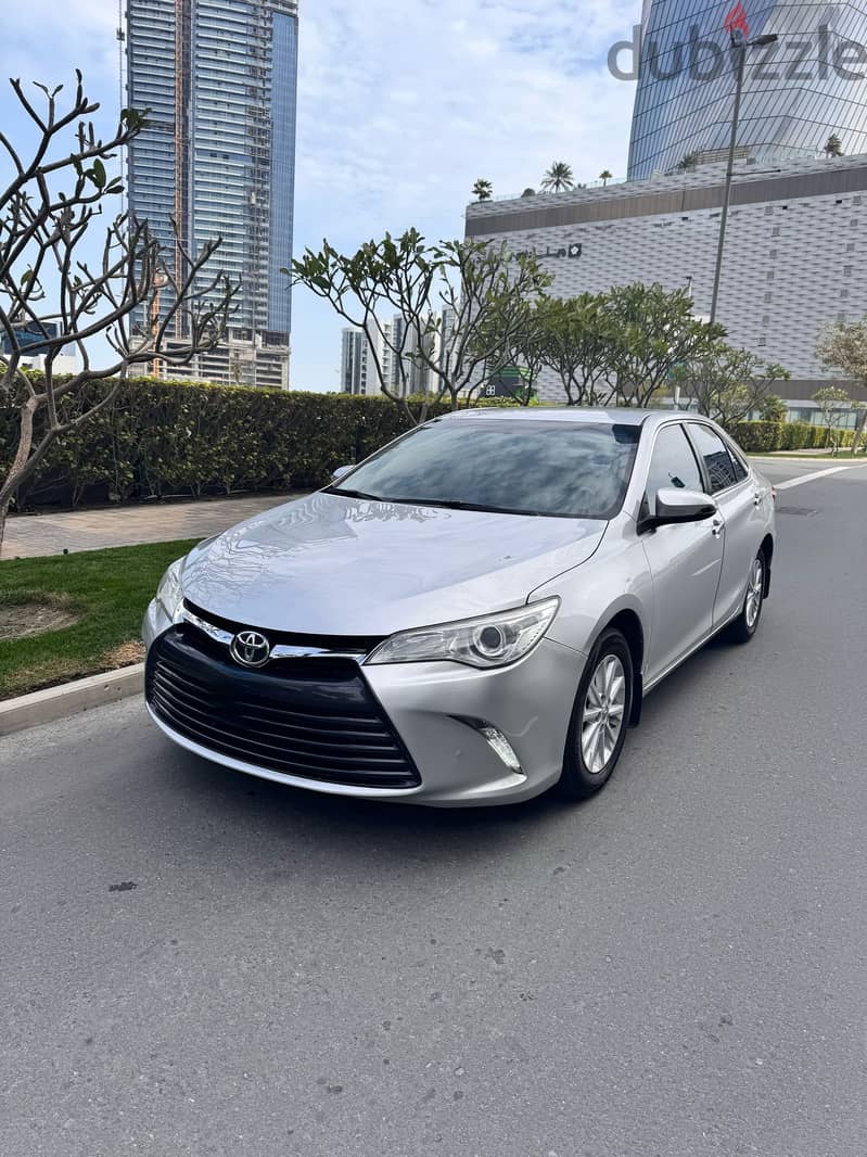 TOYOTA CAMRY GL-2017-2.5L V4 -Silver 19000km FOR SALE 2