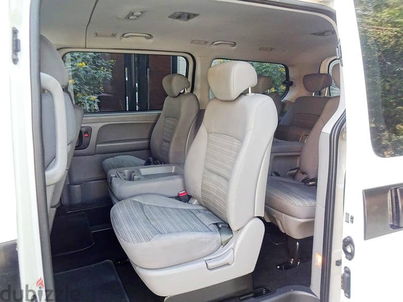 Hyundai H1 2.7 L 2021 White PVT 12 Seat Automatic Gear Well Maintained 8