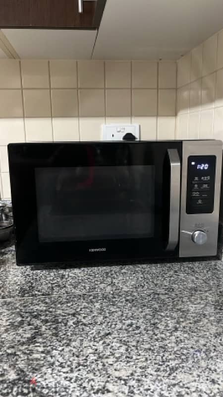 Kenwood Microwave + Grill + Convection 1