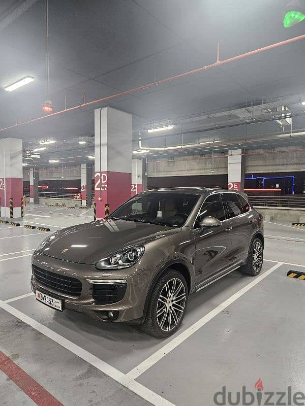 Porsche Cayenne 2016 0