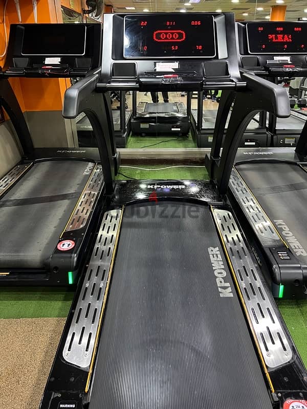 dumbbell set and treadmill for sale 3