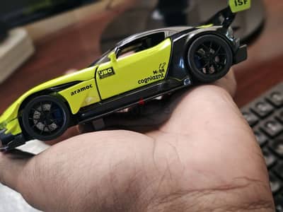 400+ diecast toy cars & Rc cars