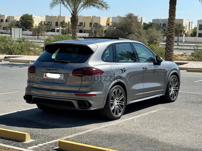 Porsche Cayenne GTS 2016 grey 7