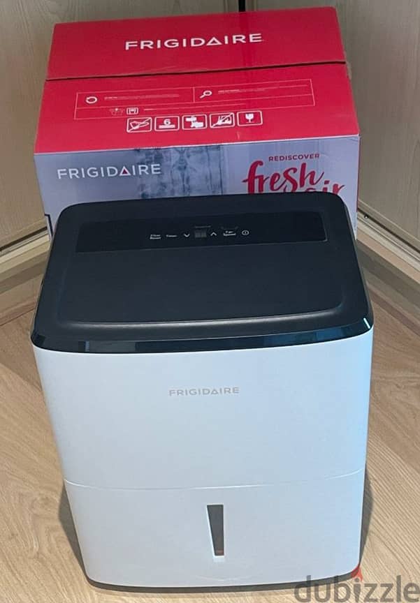 Frigidaire 30 Litre Dehumidifier 0