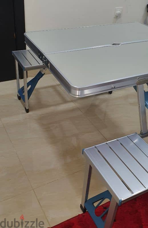 FOLDABLE PICNIC TABLE 3