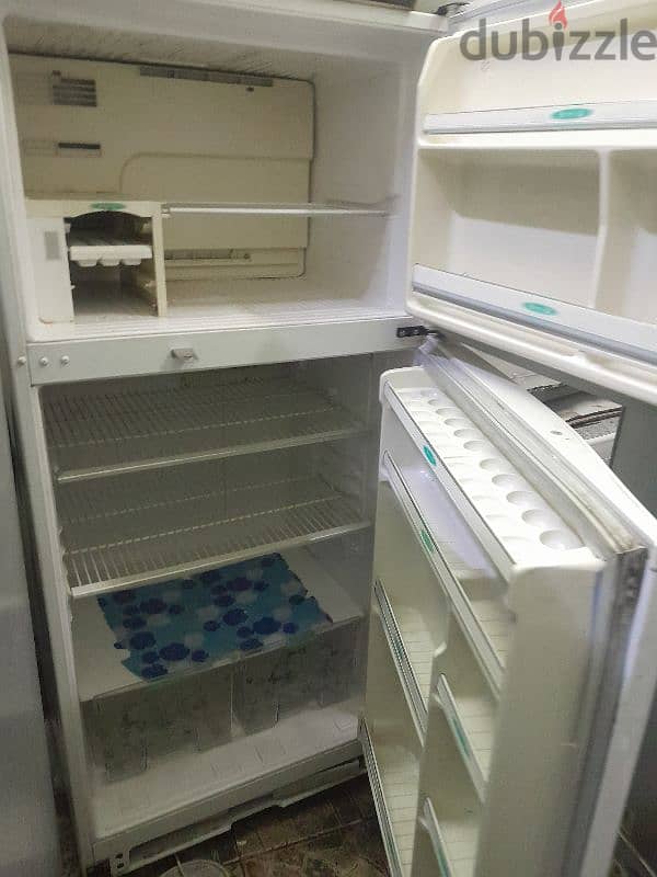 frige for sale new condition 3