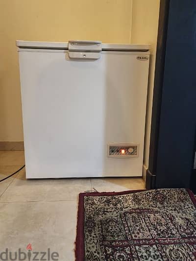 Pearl Refrigerator / Freezer Excellent Condition