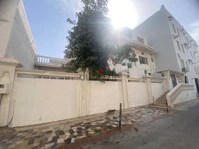 an old house for rent in Muharraq for labour