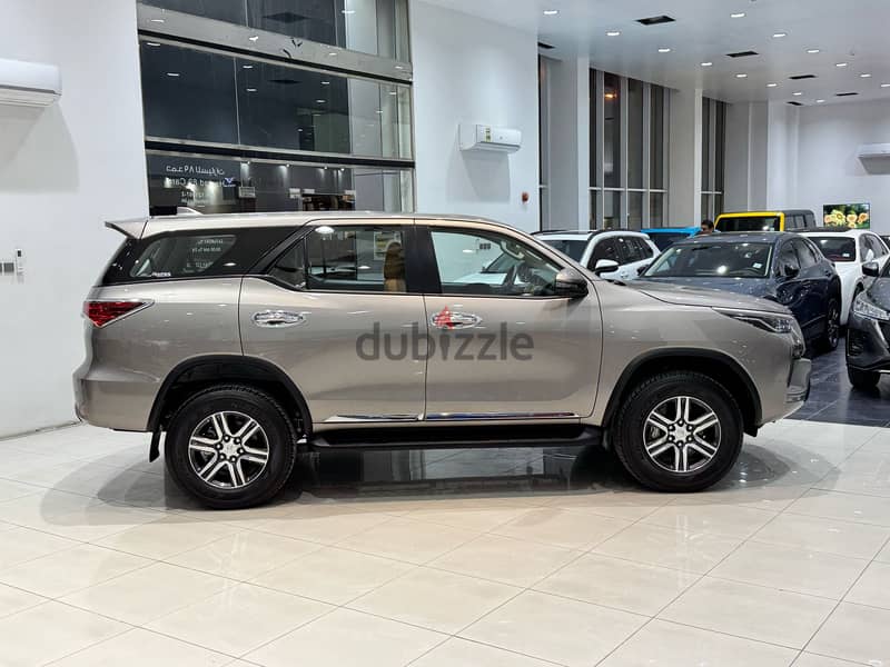 Toyota Fortuner 2024 BRONZE 3