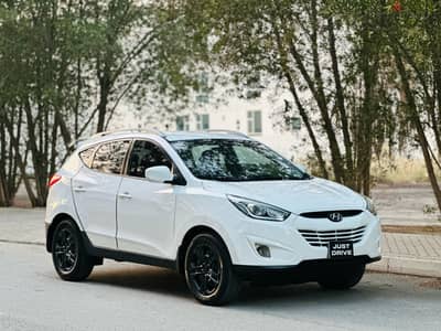 HYUNDAI TUCSON 2016 MODEL WELL-MAINTAINED CAR