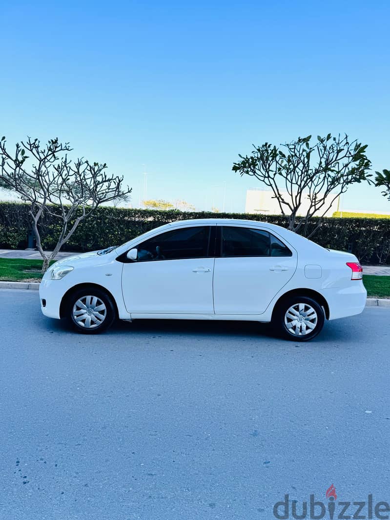 TOYOTA YARIS Year-2012 Engine-1.3L Color-White 0