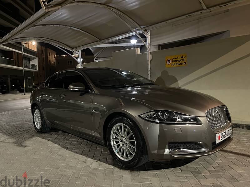 Jaguar XF 2012 8