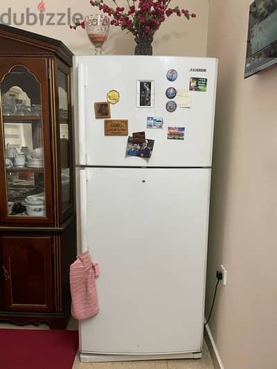 Samsung Refrigerator – Perfect Condition & Fully Functional