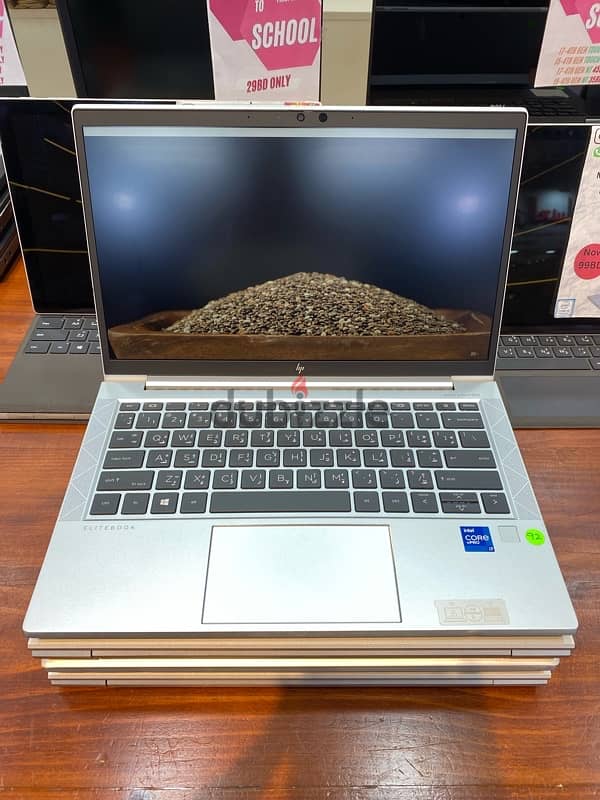 HP EliteBook 830 G8 2