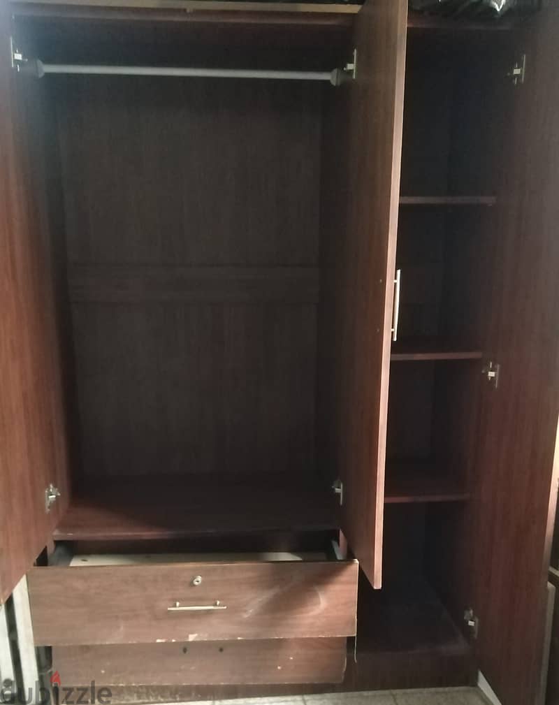 Cupboard for sale 4