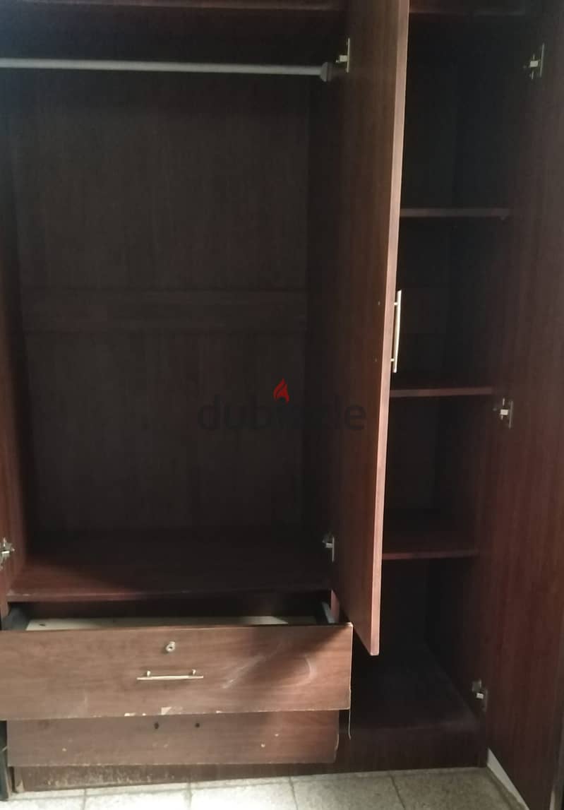 Cupboard for sale 7