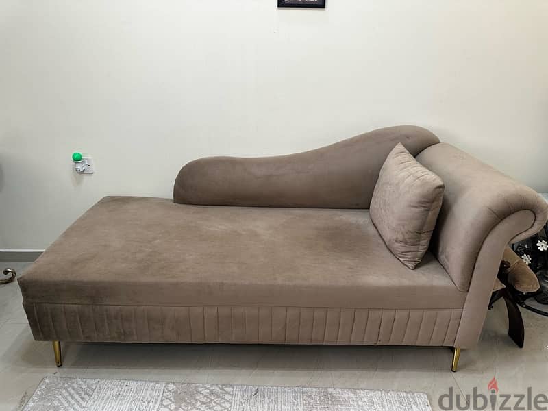 Sofa with Table 4