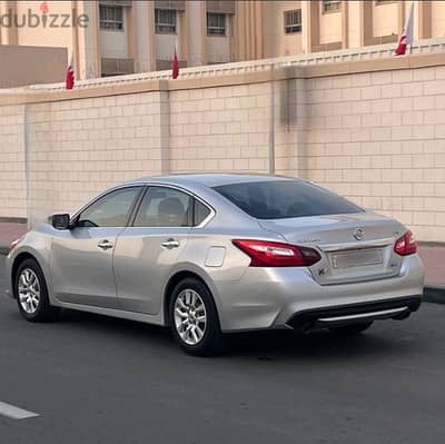 Nissan Altima model 2017 Bahrain Agency 88km