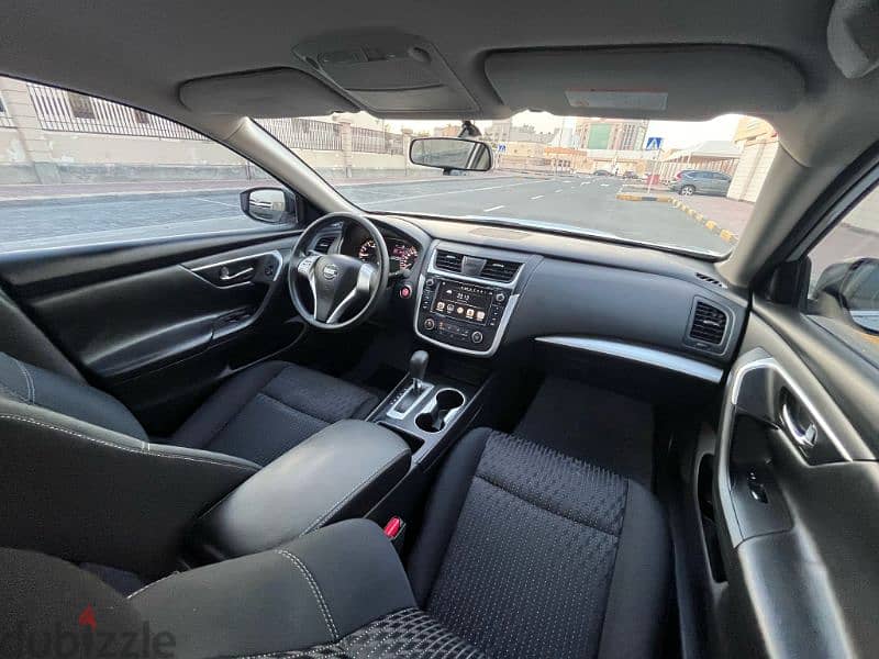 Nissan Altima model 2017 Bahrain Agency 88km 4