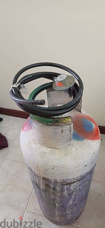 Gas Cylinder 1