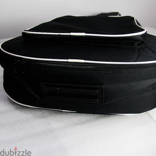 Gigbag For Acoustic/Classical guitar 1