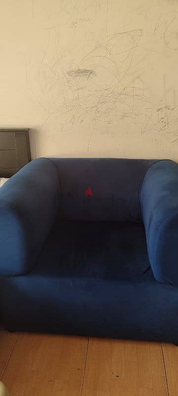 Single seat sofa 2