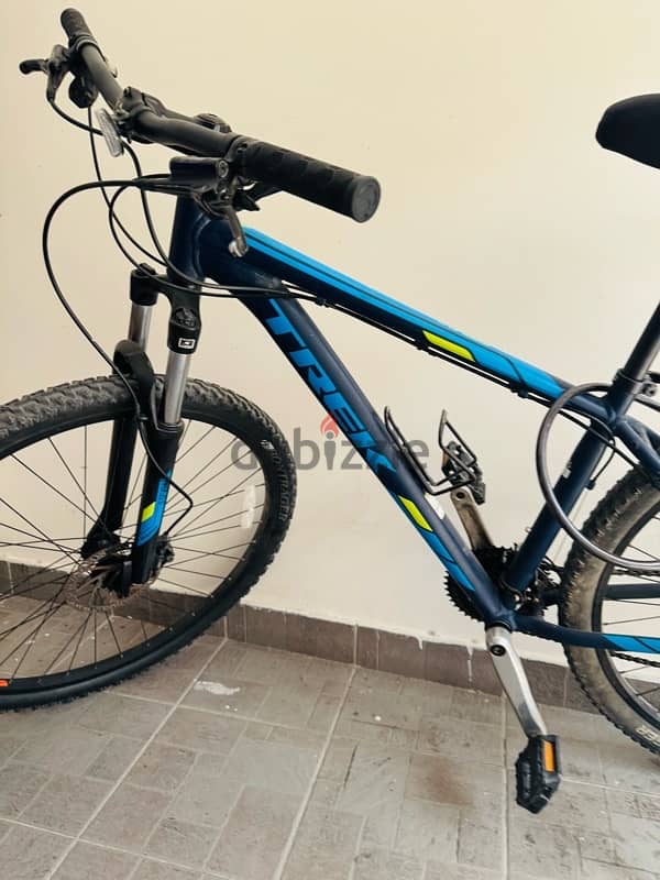 Mountain Bike-Trek Merlin 6 2018 Model 2