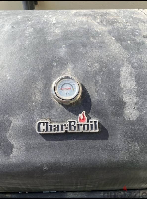 Charbroil USA Barbeque with gas and charcoal 6