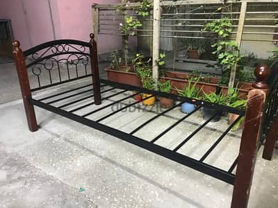 Single bed for sale